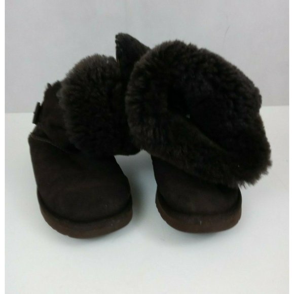 UGG Australia  Bailey Chocolate Brown Boots 3 Side Buttons Womens Size 7 - Picture 9 of 10